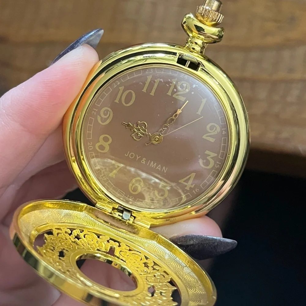 5/$45 Vintage Large 70s 80s Gold Tone Filigree Joy and Iman Pocket Watch C1 - Picture 11 of 11